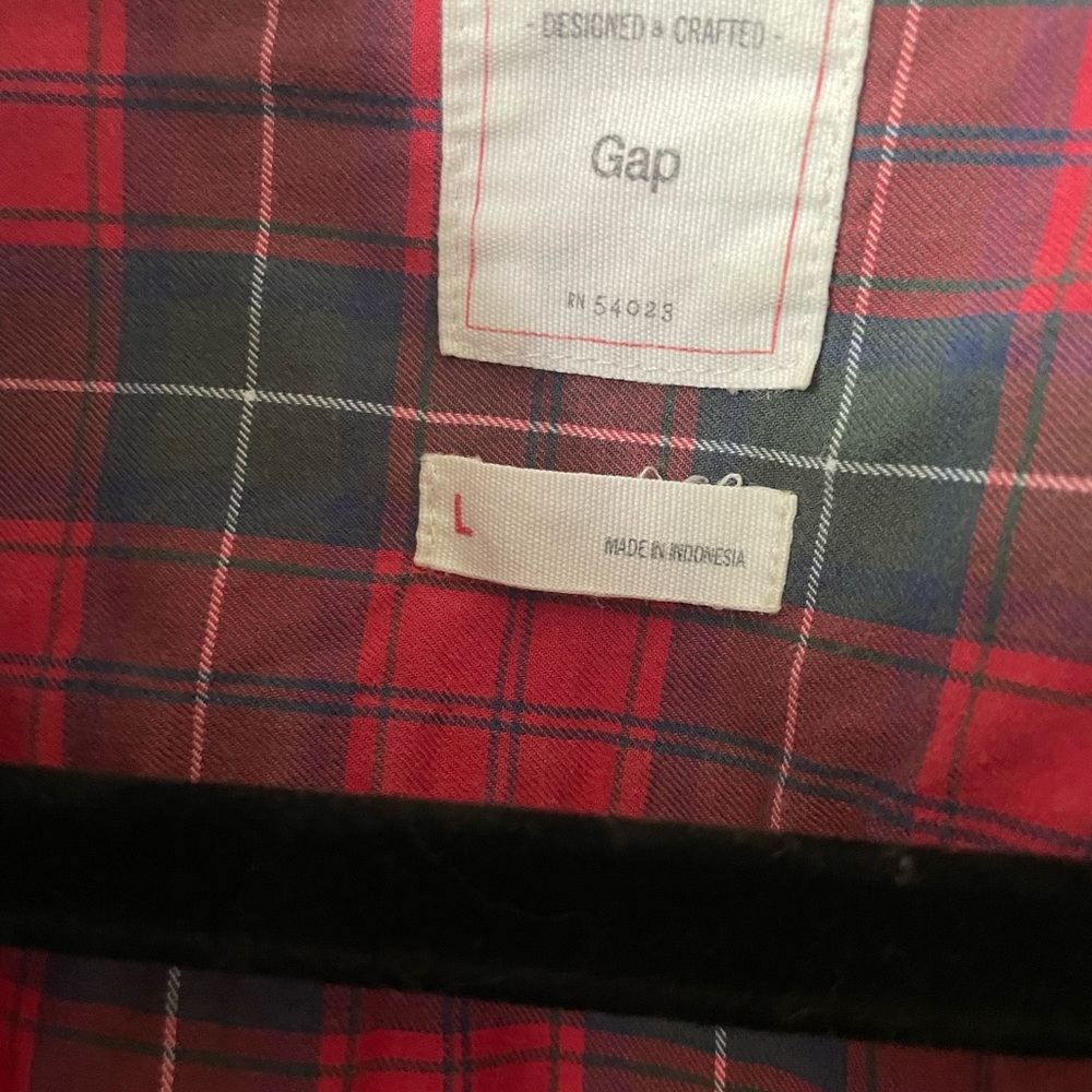 Men’s Gap Button Up - image 2